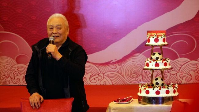 百花待放