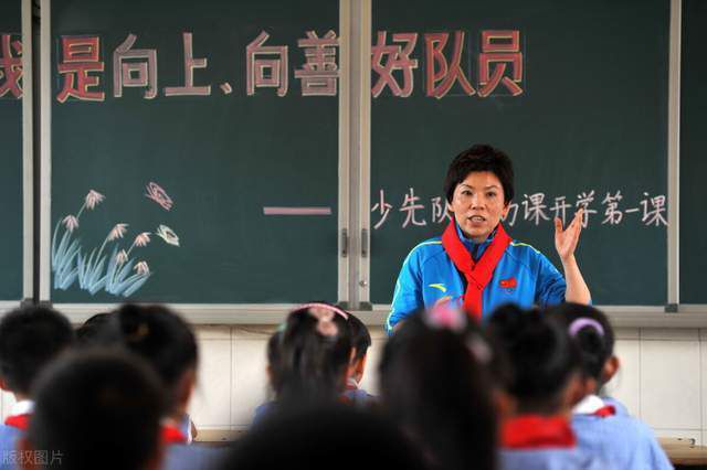 免费看一级黄色片